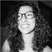 Professeure de violon, piano et fifre en musiques classiques et traditionnelles à domicile sur Poitiers. Bénéficiaire du diplôme d'Etudes de Musiques, et de solfège niveau UV III